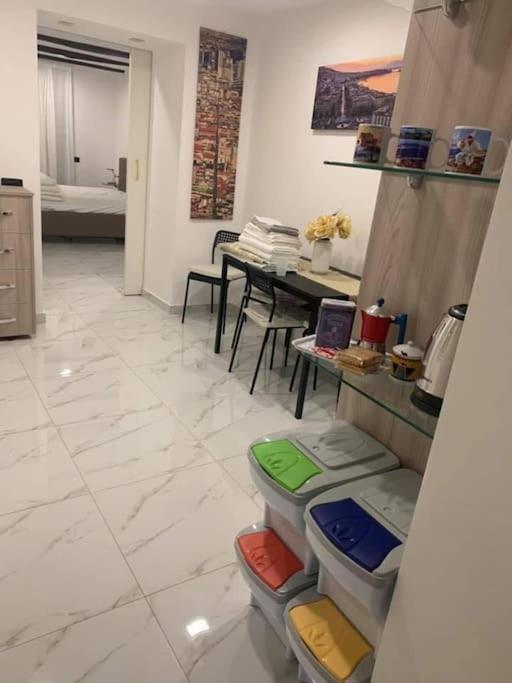 La Casa Di Patta A Spaccanapoli Kültér fotó